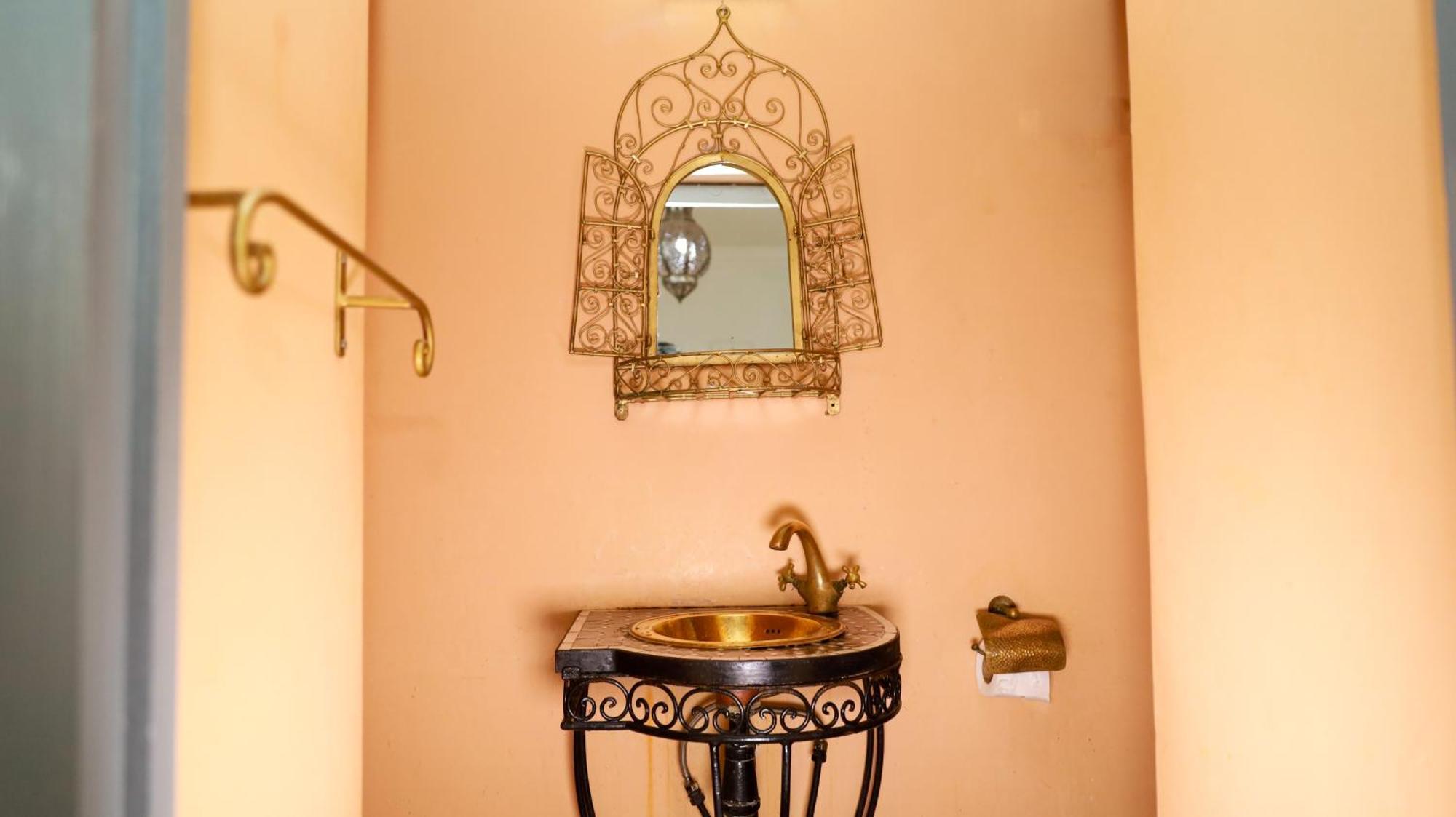 Ryad De Charme Authentique Piscine Calme مراكش المظهر الخارجي الصورة